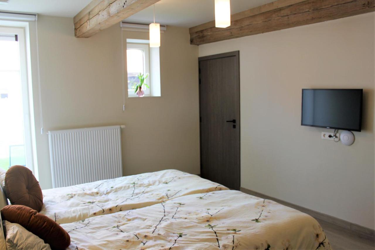 Bed and Breakfast Bibi'S Boerderij Veurne Esterno foto